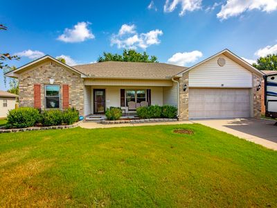 32 Orchid Ln