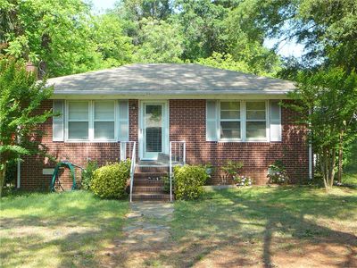 106 Woodbine Cir