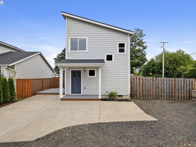 1394 10th Ave