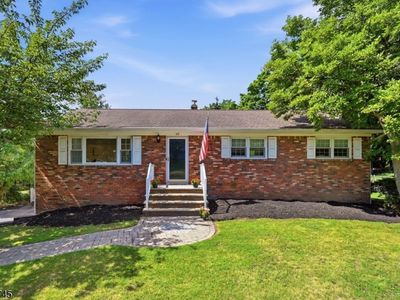45 Ravine Ave
