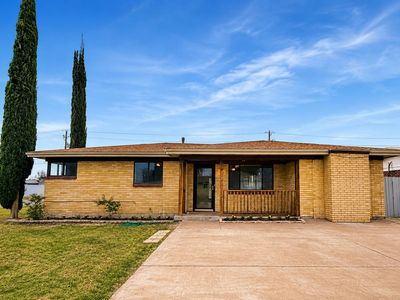 3901 Roosevelt Dr