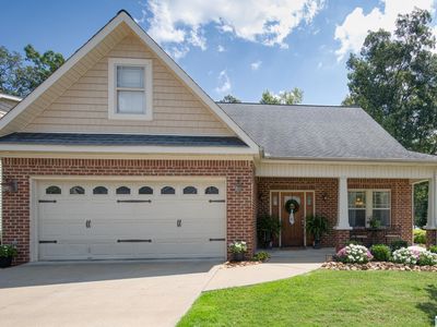 3 Cobblestone Dr
