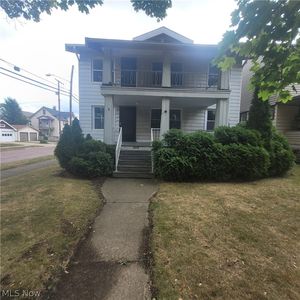 3219 W 114th St