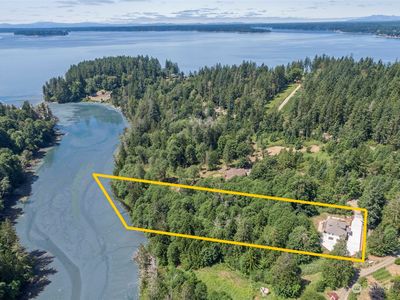 6319 Crescent Beach Road NW