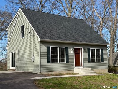 4 Rosemarie Court