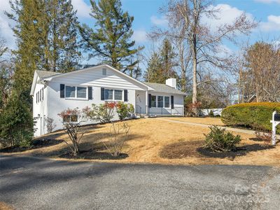 304 Oklawaha Cir