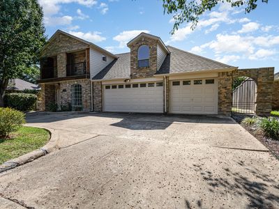 11108 Manorview Cir