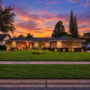 992 SLEEPING ROCK COURT