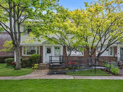 13-52 Bell Blvd #215