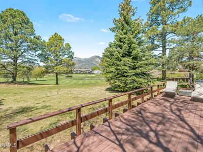 2793 N Fairview Dr