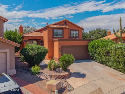 8769 N Maple Ridge Pl