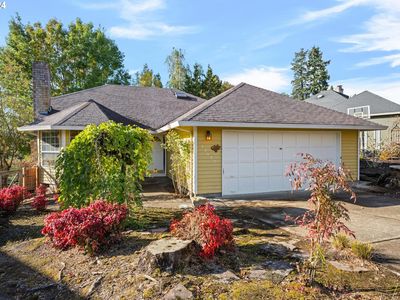 12492 SW Edgewater Ct