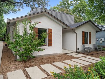 7311 Grover Ave