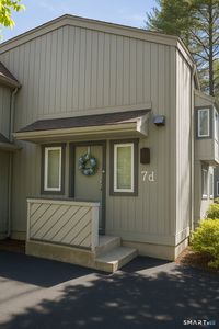7 Lyle Court #D
