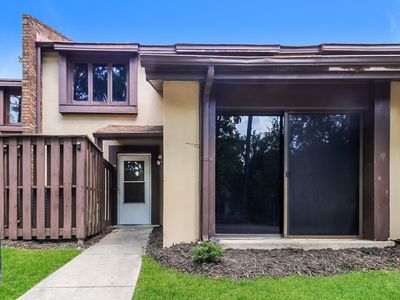 167 Lionsgate Dr