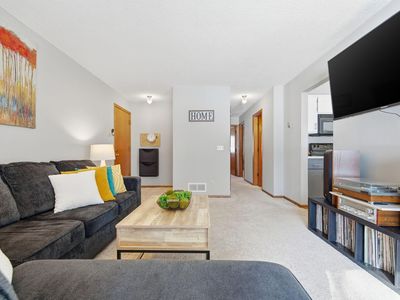 4340 Buckingham Ct #1606