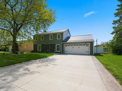 6609 Salge Dr