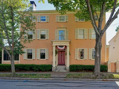 69 Richards Avenue
