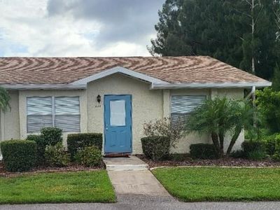 424 Lake Point Ct #5A