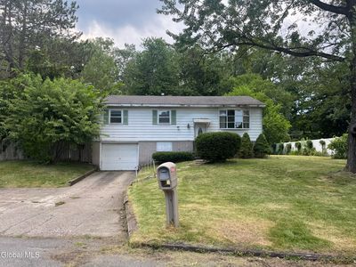 24 Aspen Road