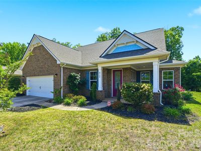 8759 Mullis Forest Ct