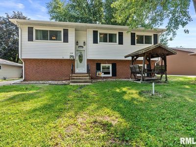 1334 Johnson Ln