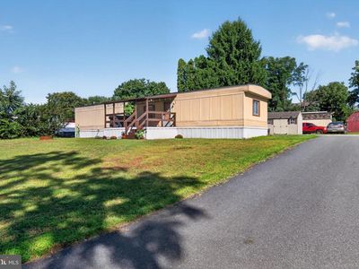 577 W Hazel Ave