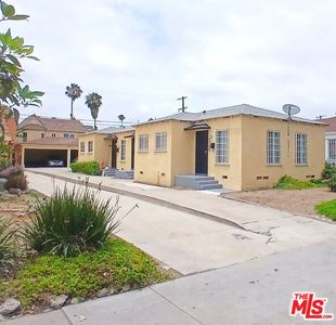 1729 S La Brea Ave