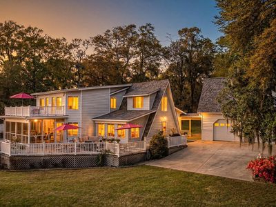 3282 Francis Marion Blvd