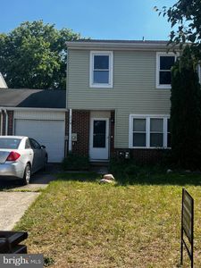 214 Lafayette Dr