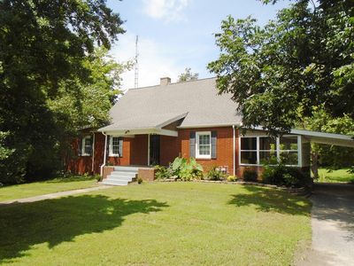 576 Pleasant View Rd