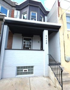 4668 James St