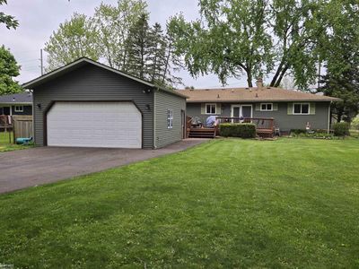 4271 W Highland Rd