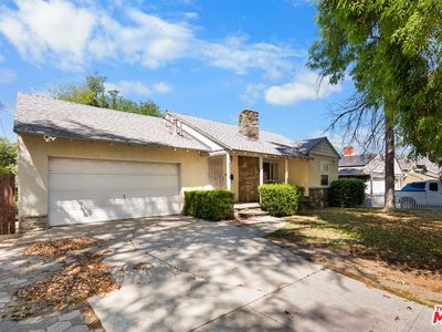 10309 McVine Ave