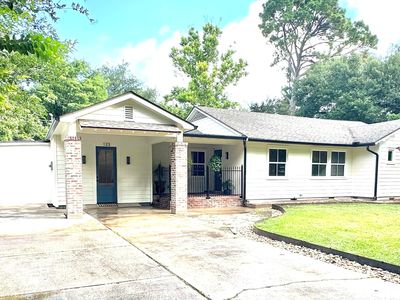 123 Urbana Dr
