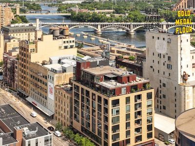 750 S 2nd St APT 404