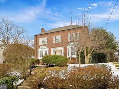 2608 Northampton St NW