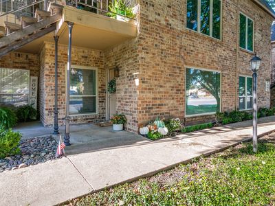 4413 Bellaire Dr S APT 104S