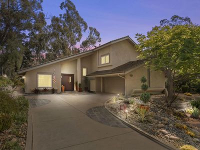 10585 Rookwood Dr