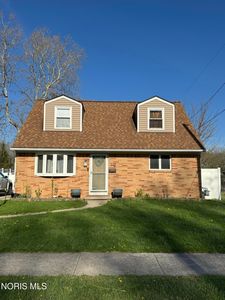 337 Crestway Dr