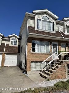 55 Hope Ln