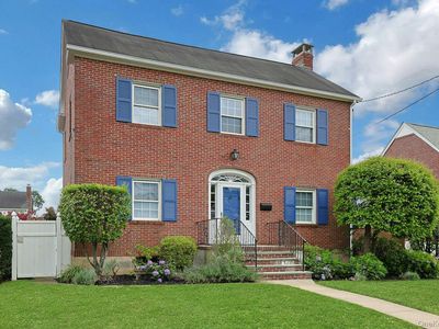 54 Bowman Avenue