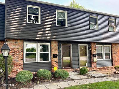 6044 N Summit St Unit 1B