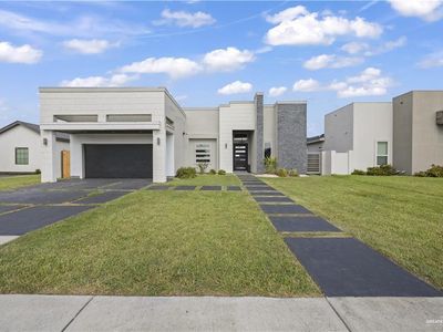 5603 N Mockingbird Ave