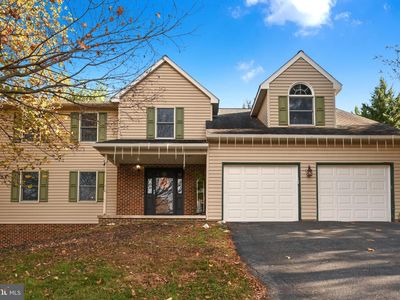 Property at 1027 Keystone Dr, Lancaster, PA