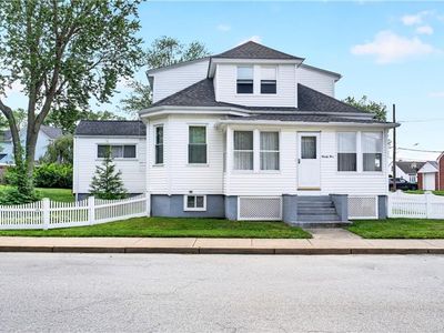 95 Harmon Ave