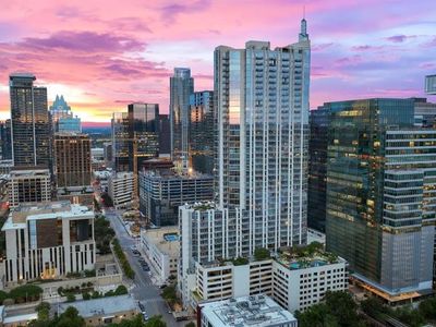 360 Nueces St APT 1208