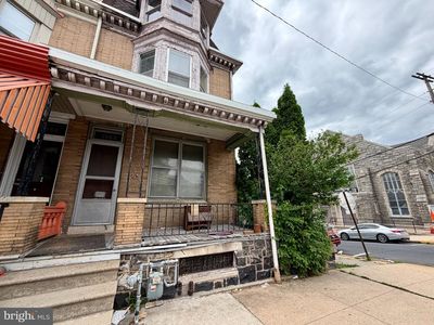 1058 N 11th St