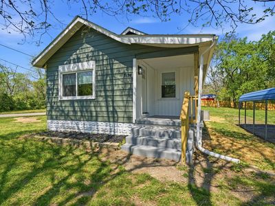 7174 London Groveport Rd