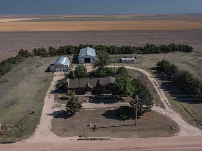 822 E County Rd E